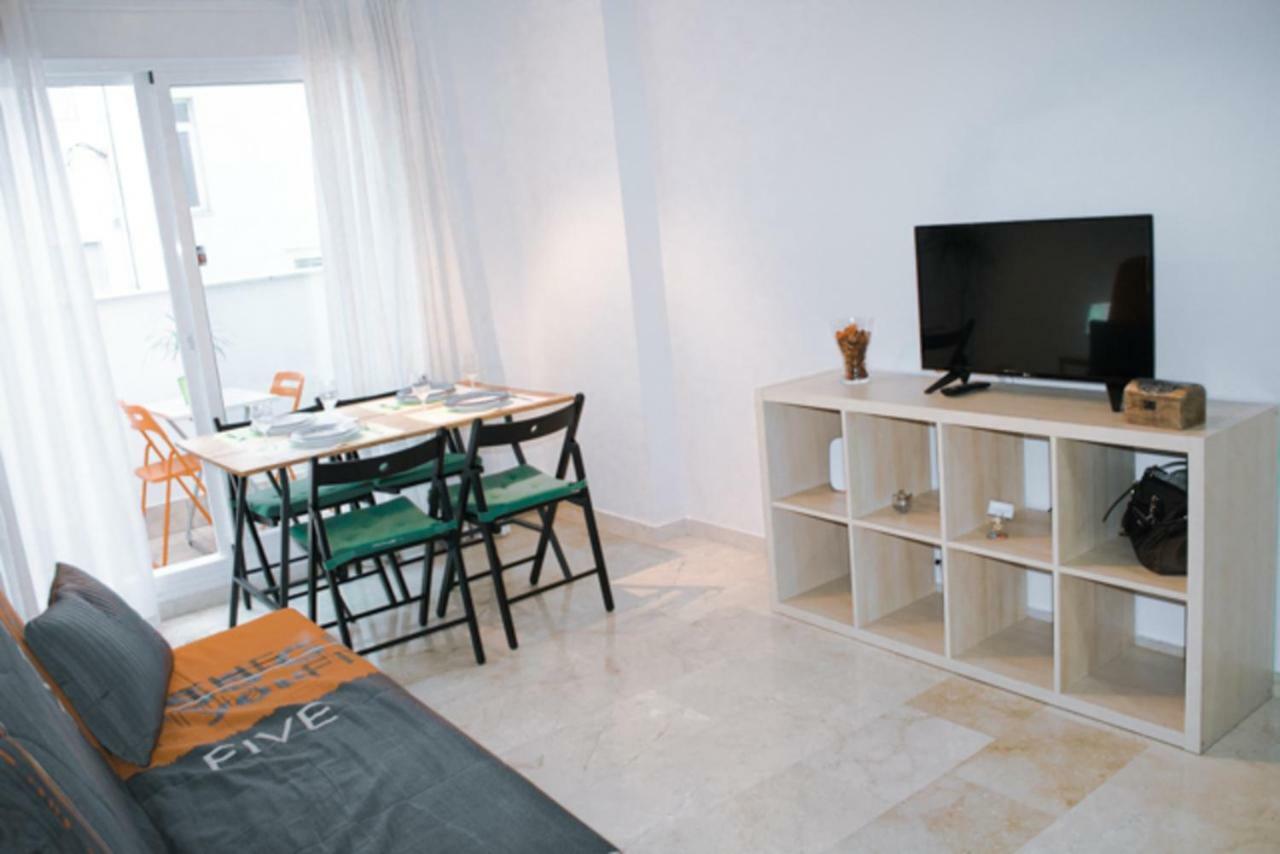Apartamento Juan De Herrera Малага Экстерьер фото