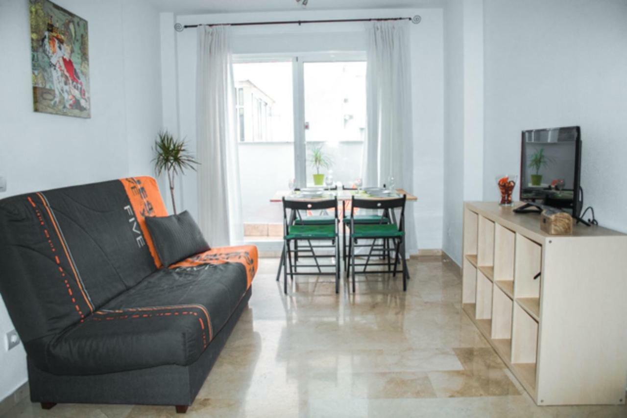 Apartamento Juan De Herrera Малага Экстерьер фото